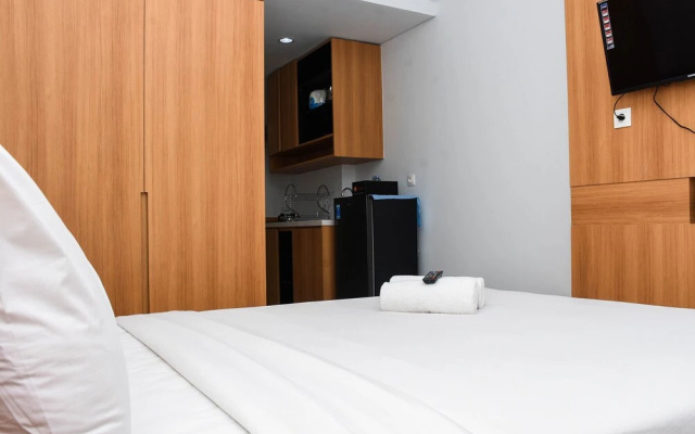 Comfort Studio at Patraland Urbano near Bekasi Station Apartment