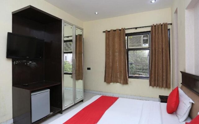 Pitrashish Aashray Hotel