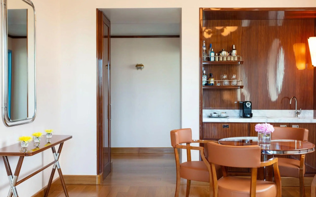 Mr. C Miami – Coconut Grove