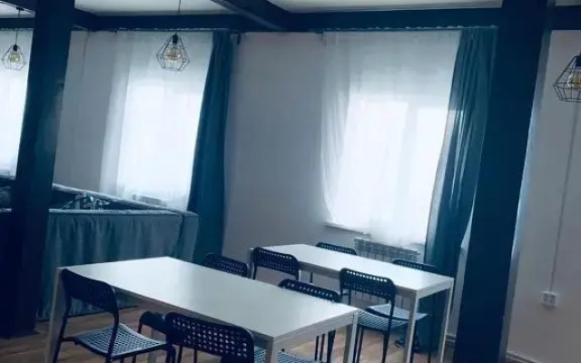 Loft Hostel 102