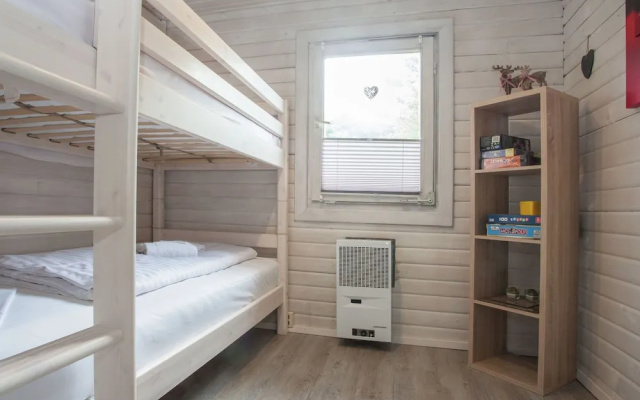 Cozy Holiday Home in Niedersfeld with Private Garden