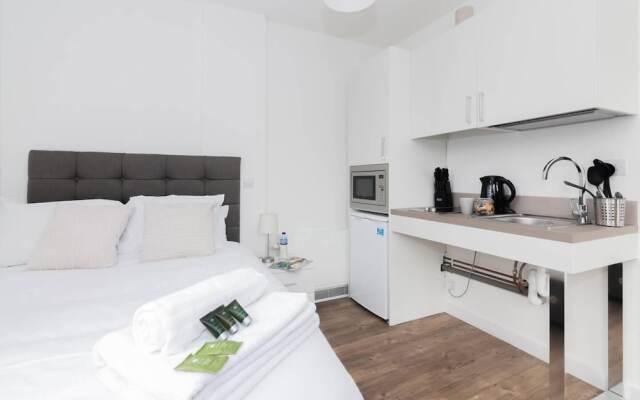 Modern Studio Apartment In The Heart Of Liverpool!