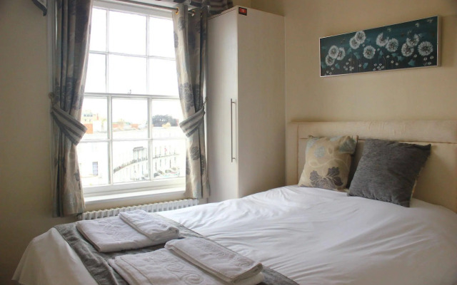 Rooms on The Prom