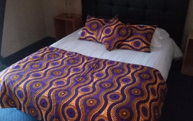 L'Hostellerie De La Rivière