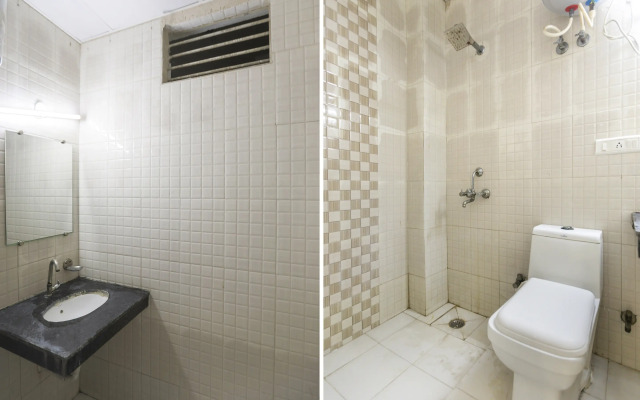 Hotel Noida Suites