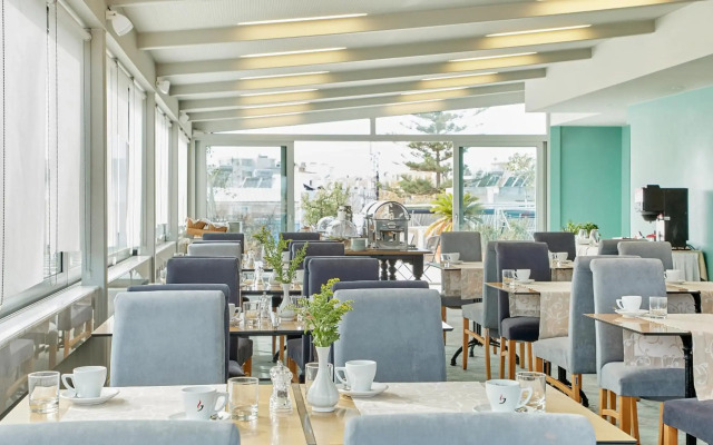 Dioni Boutique Hotel