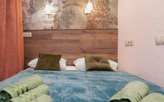 Санди на Фридриха Энгельса 31/35