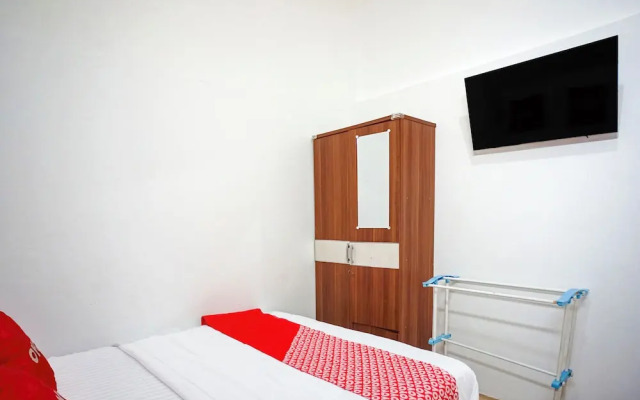OYO 94581 Surya Residence Medan