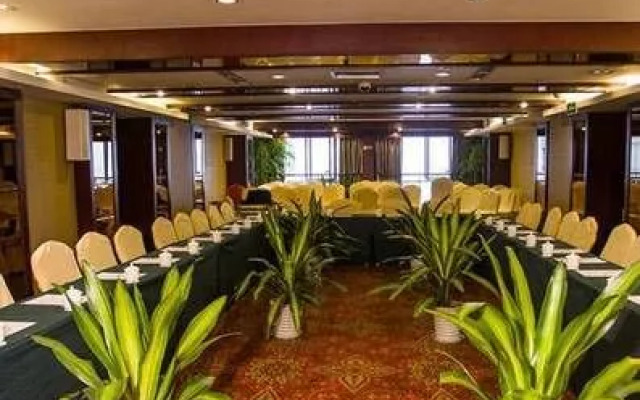 Chengdu Jinhu Boutique Hotel