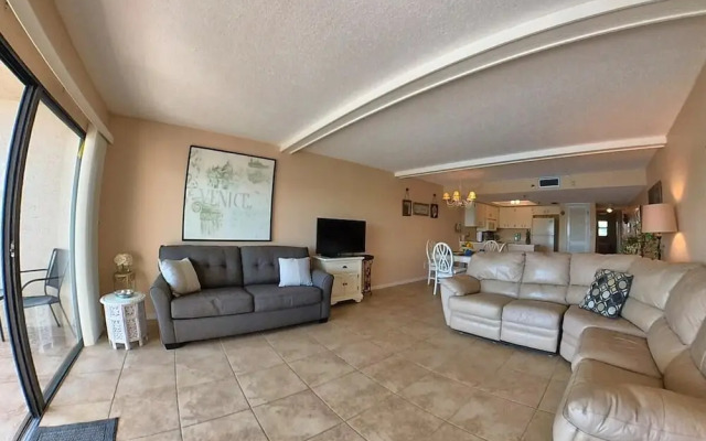 Sea Club #204 - Casa Intercoastal