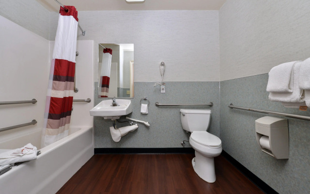 Red Roof Inn Arcata