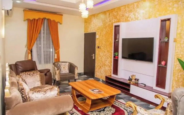 Daystar Luxury Apartment