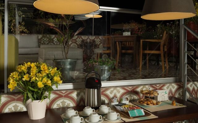 Costana 702 Hotel Boutique