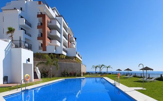 front seaview. 1 bedroom in Torrox