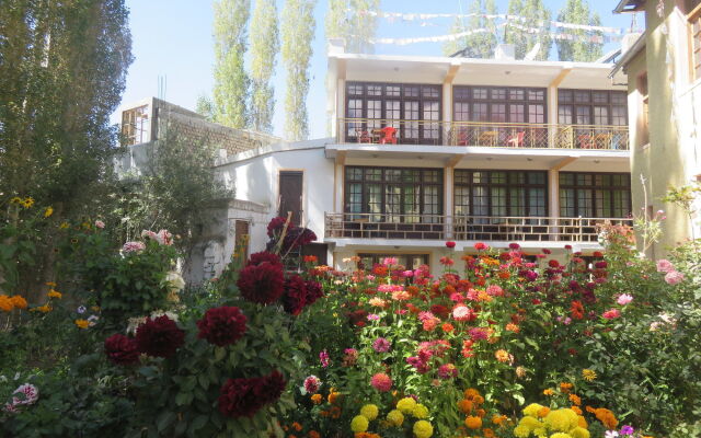 Hotel Maryul