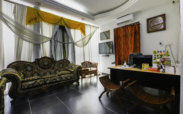 OYO 89933 Nun Hotel