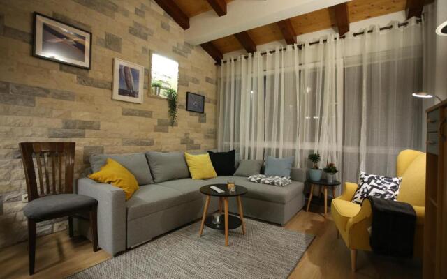 Apartments Larus, 4 stars, jacuzzi, 100 m2