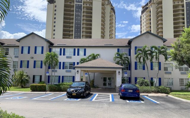 InTown Suites Extended Stay Fort Myers