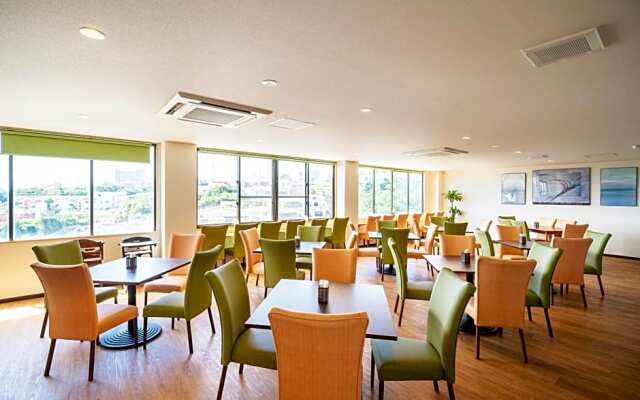 Rycom Family Resort Hotel