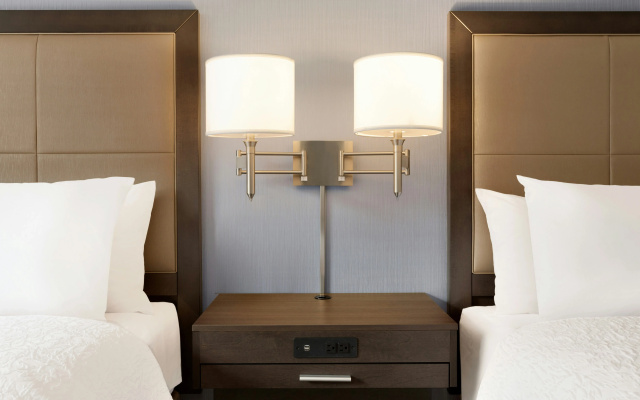 Hampton Inn & Suites Seattle/Renton