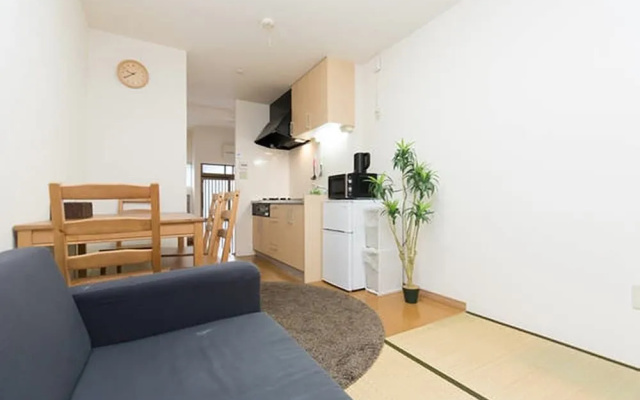 Higashimikuni House