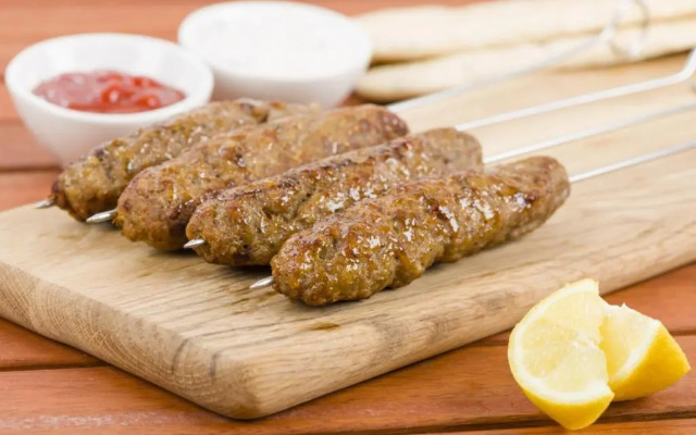 Hotel Luxury Villa Near Delhi Airport