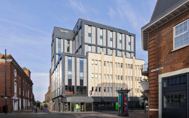 Spark by Hilton London Romford
