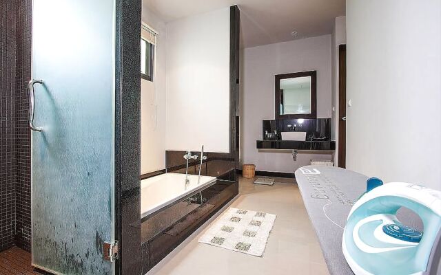 Anon Villa