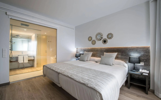 Oliva Nova Beach & Golf Hotel