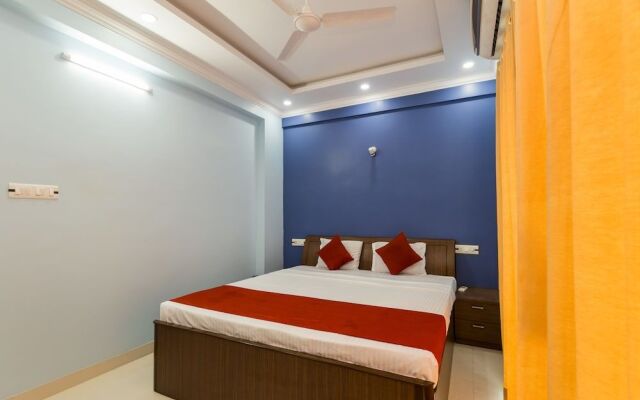 OYO 8818 Coral Residency Newtown