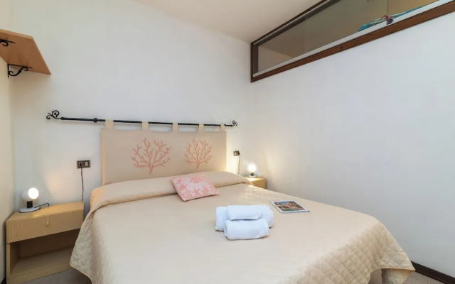 I Fari 74 600m From The Beach