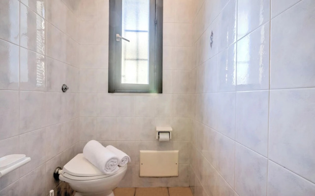 Villetta dei Pini with pool in residence