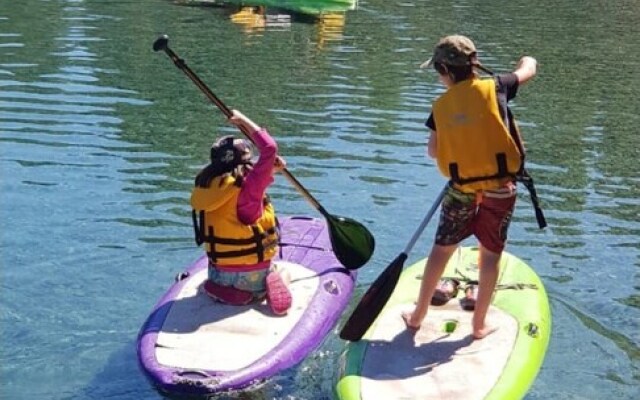 Puerto Lacar Lodge Smarg