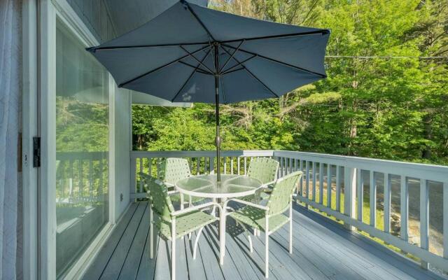 Gunstock & Lakes Region Year Round Chalet