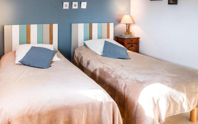 Appartement Ploemeur, 5 Pièces, 7 Personnes - Fr-1-349-114