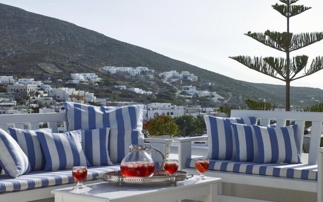 Folegandros Apartments