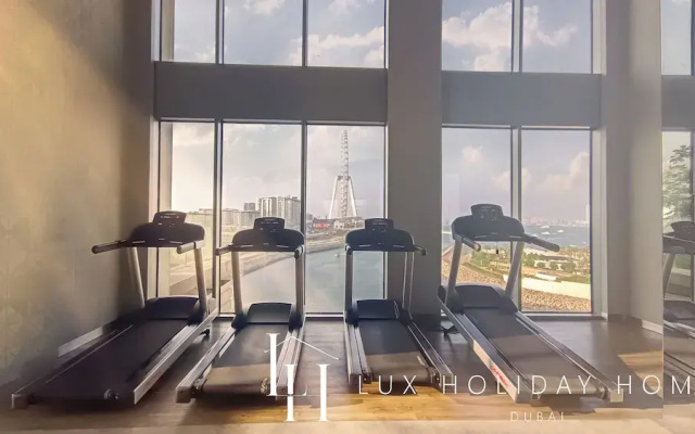 LUX 52 42 Deluxe Marina View Suite 2, Dubai