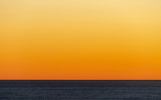 Altido Spacious 2BR Flat w/ Stunning Views