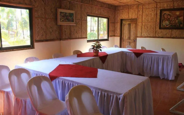 Bakasyunan Resort Zambales