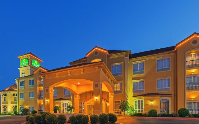 La Quinta Inn & Suites by Wyndham OKC North - Quail Springs