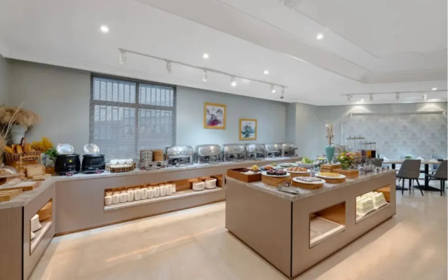 Shanghai Gongkang Meilun Hotel