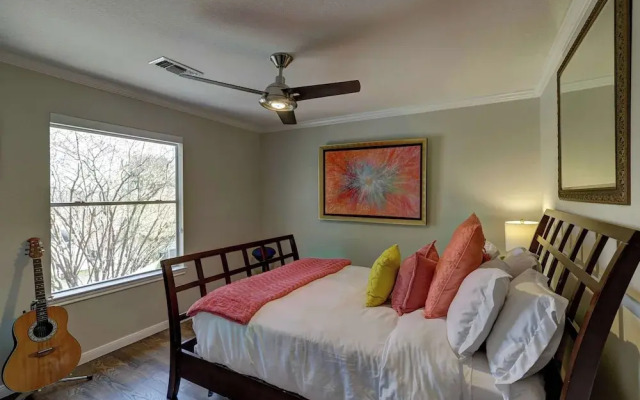 Spring Branch Haven - Cozy 3BR Oasis, Pet Friendly