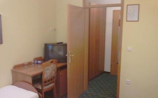 Guesthouse Češnar