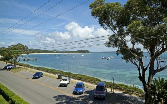 Shoal Towers, Unit 6/11 Shoal Bay Road