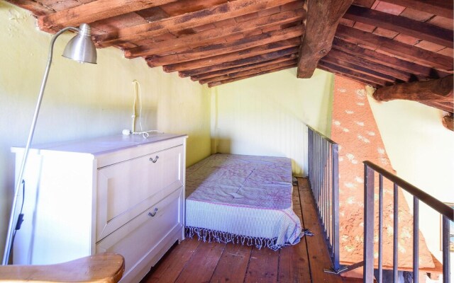 Nice Apartment in Campagnatico With 2 Bedrooms