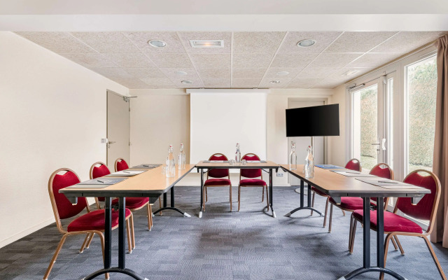 Campanile Geneve - Ferney-Voltaire