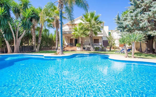 Can Gual in Inca With 4 Bedrooms and 3 Bathrooms