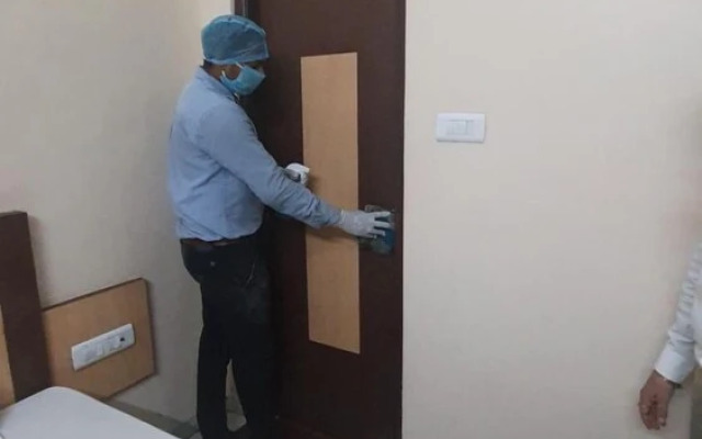 OYO 15144 Hotel Ankit