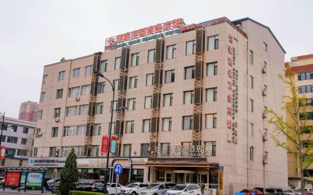 Jiatai Chain Hotel Dandonghuanghai Market Store