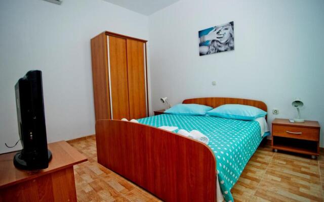 Apartments Alać